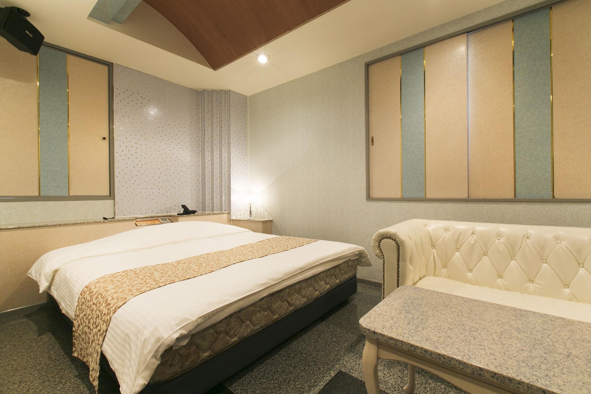 Hotel Atlantis Toyonaka (Adults Only) Екстериор снимка