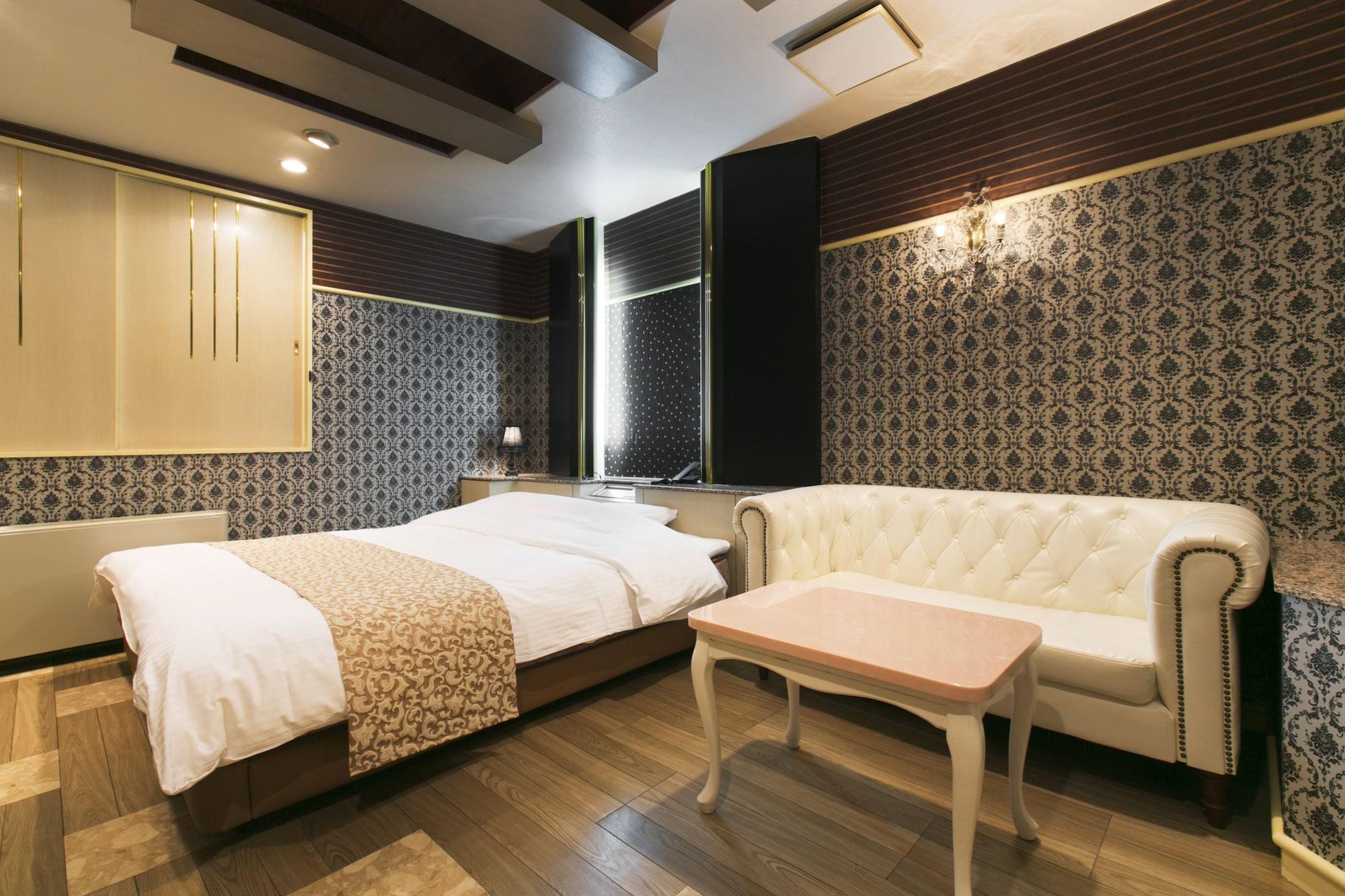Hotel Atlantis Toyonaka (Adults Only) Екстериор снимка
