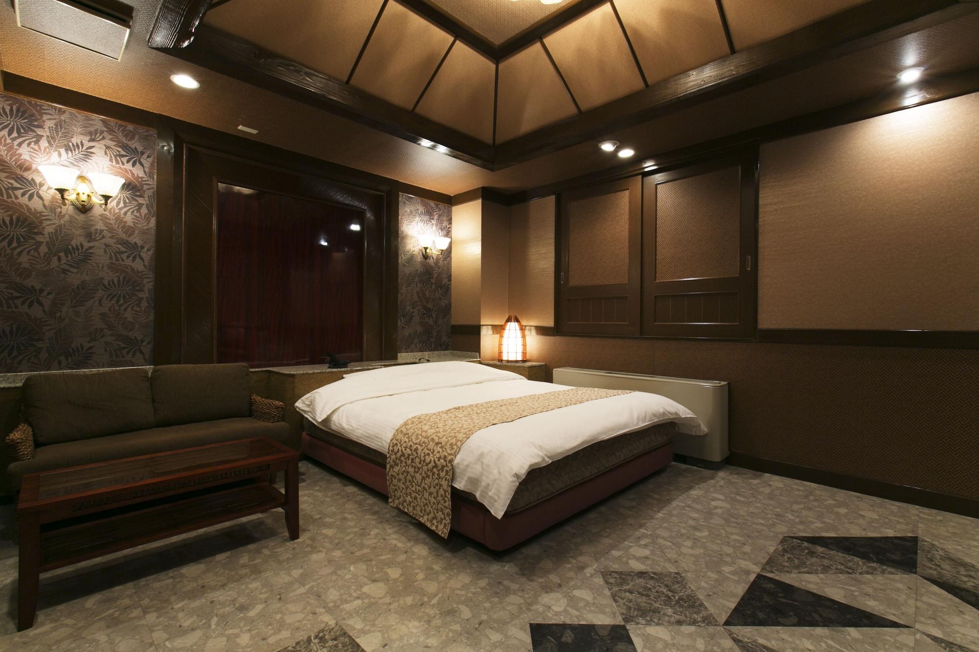 Hotel Atlantis Toyonaka (Adults Only) Екстериор снимка